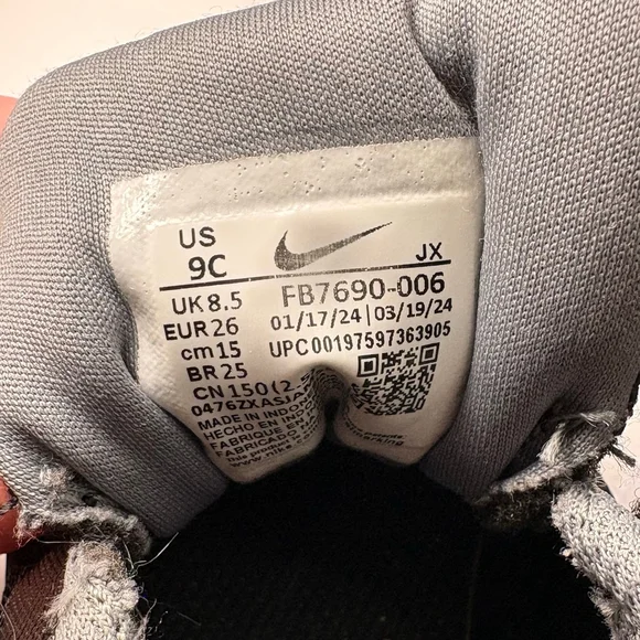 Nike boys revolution Sneakers Black Gray Size 9 (Toddler Boy) - Picture 6 of 6